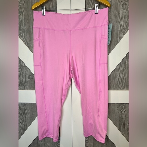 B16.19 NWT Ideology Pink Stone High Rise Side Pocket Crop Leggings Side … - Picture 1 of 7